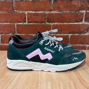 NEW! Karhu Aria 95 F803094 Unisex Sneaker Women's Size 9